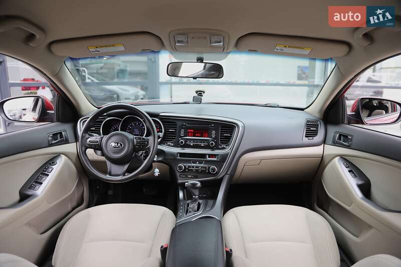 Седан Kia Optima 2013 в Харькове