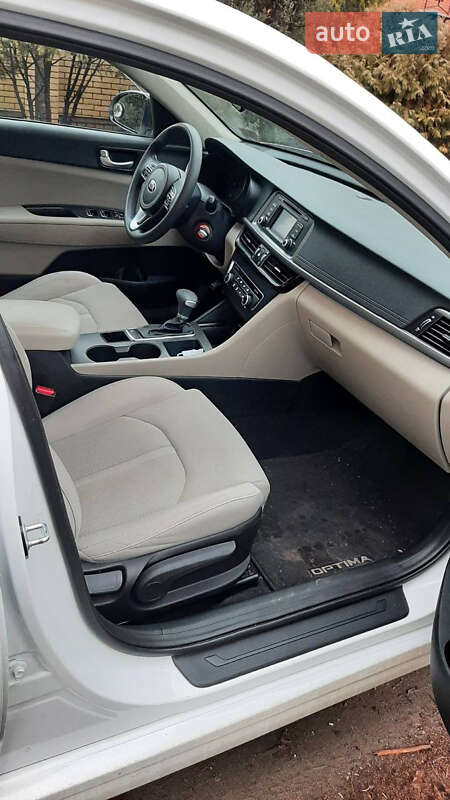 Седан Kia Optima 2016 в Харькове фото 8 Седан Kia Optima 2016 в Харькове