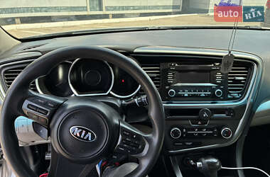 Седан Kia Optima 2014 в 