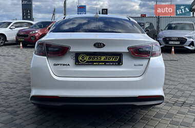 Седан Kia Optima 2015 в 
