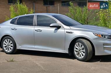 Седан Kia Optima 2017 в 