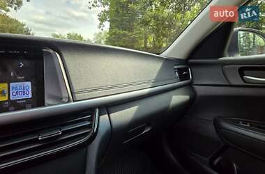 Седан Kia Optima 2017 в 