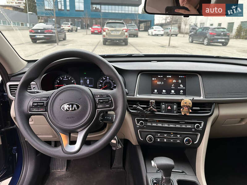 Седан Kia Optima 2018 в Львові