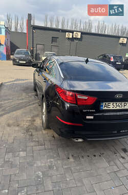 Седан Kia Optima 2014 в Кривом Роге