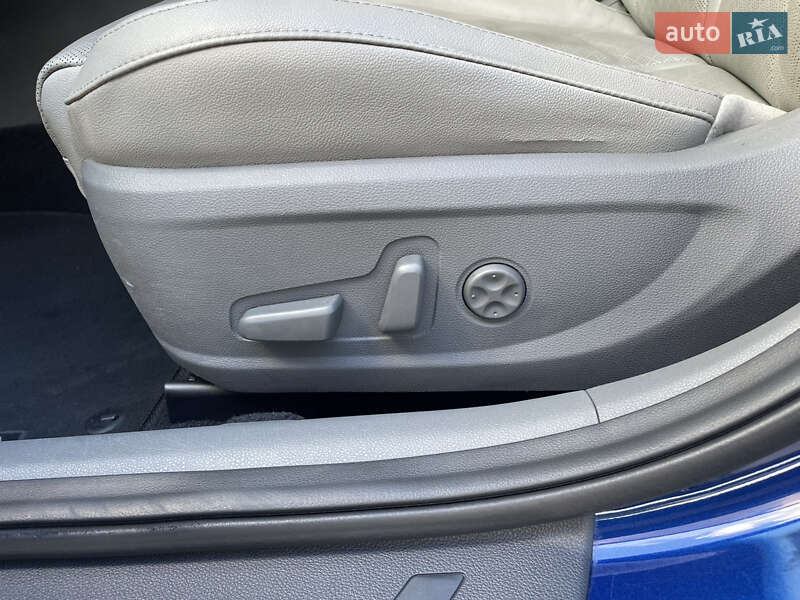 Седан Kia Optima 2016 в Одесі