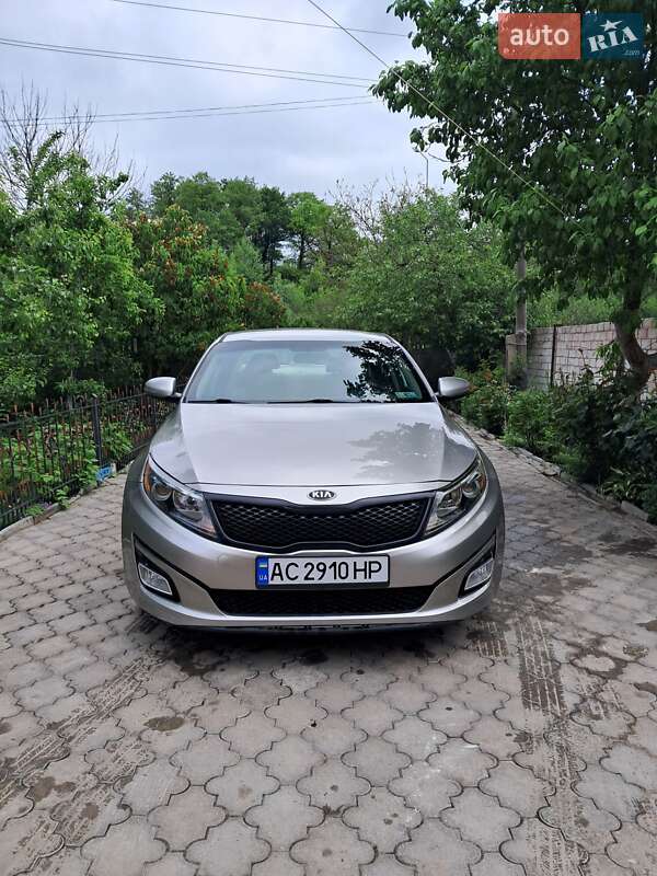 Седан Kia Optima 2014 в Луцке