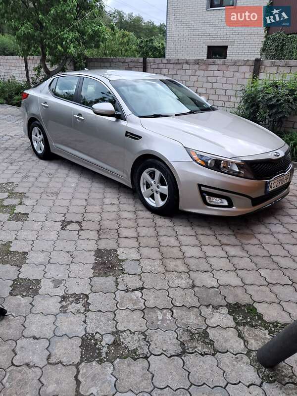 Седан Kia Optima 2014 в Луцке