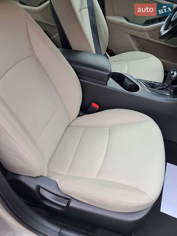 Седан Kia Optima 2014 в Луцке