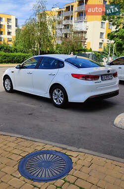 Седан Kia Optima 2017 в Києві