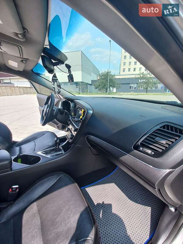 Седан Kia Optima 2015 в Черкассах