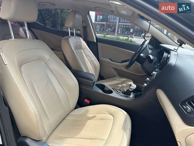 Седан Kia Optima 2012 в Вінниці