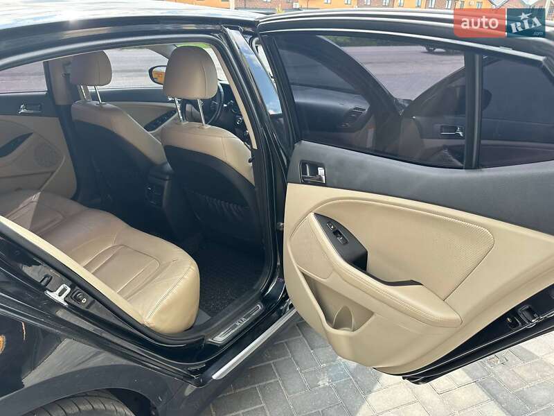 Седан Kia Optima 2012 в Вінниці