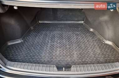 Седан Kia Optima 2014 в 