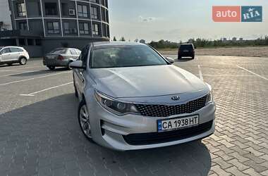 Седан Kia Optima 2016 в 