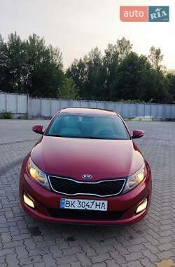 Седан Kia Optima 2015 в 