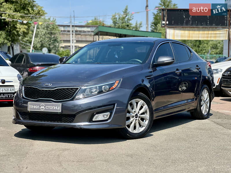 Седан Kia Optima 2015 в 
