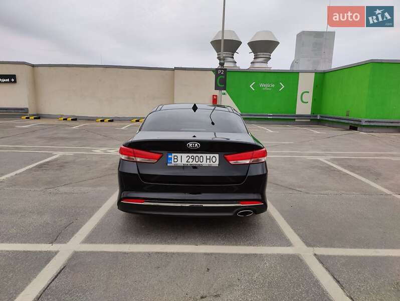 Седан Kia Optima 2017 в Львове