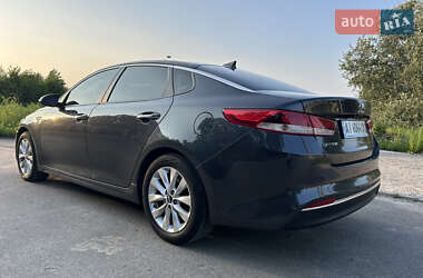 Седан Kia Optima 2016 в 