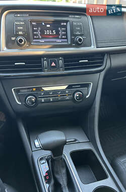 Седан Kia Optima 2016 в 