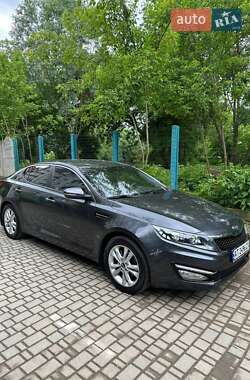 Седан Kia Optima 2012 в Івано-Франківську