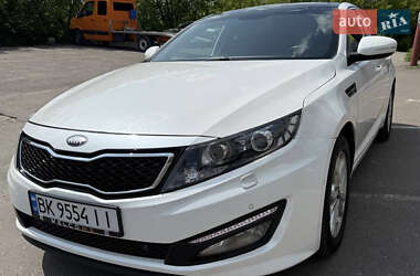 Седан Kia Optima 2012 в Рівному