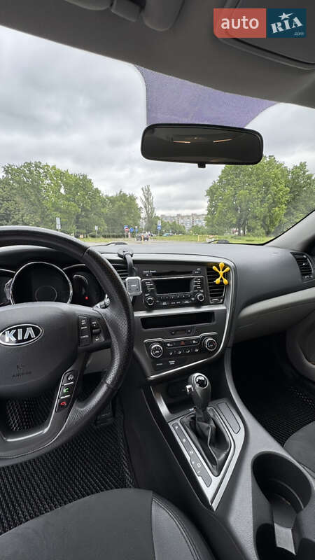 Седан Kia Optima 2013 в Кропивницком