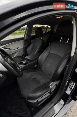 Седан Kia Optima 2013 в 