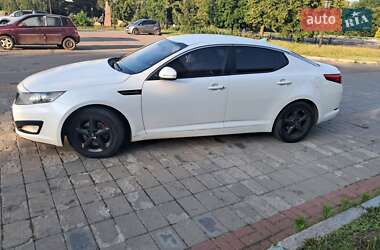 Седан Kia Optima 2013 в Сумах