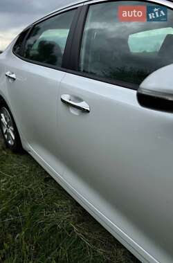 Седан Kia Optima 2016 в 