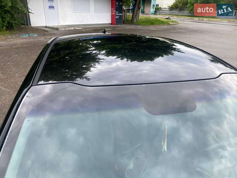 Седан Kia Optima 2014 в Киеве