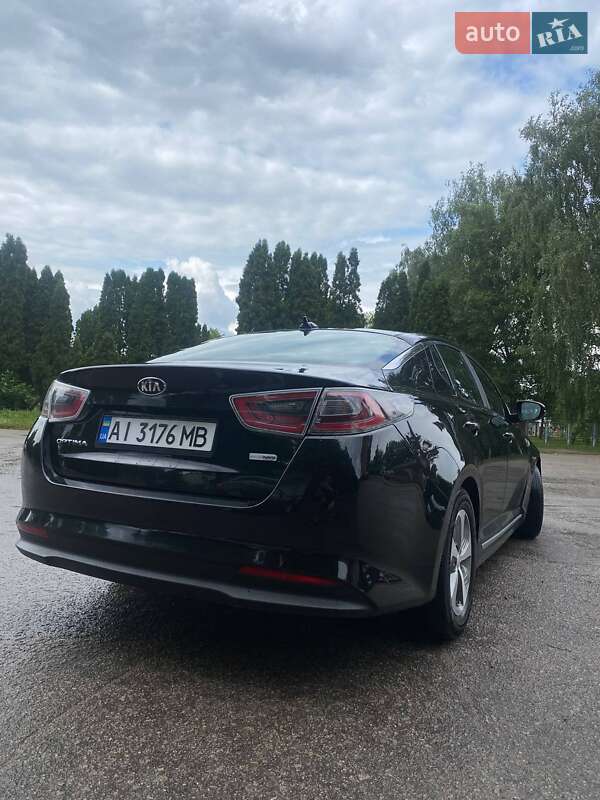 Седан Kia Optima 2014 в Киеве