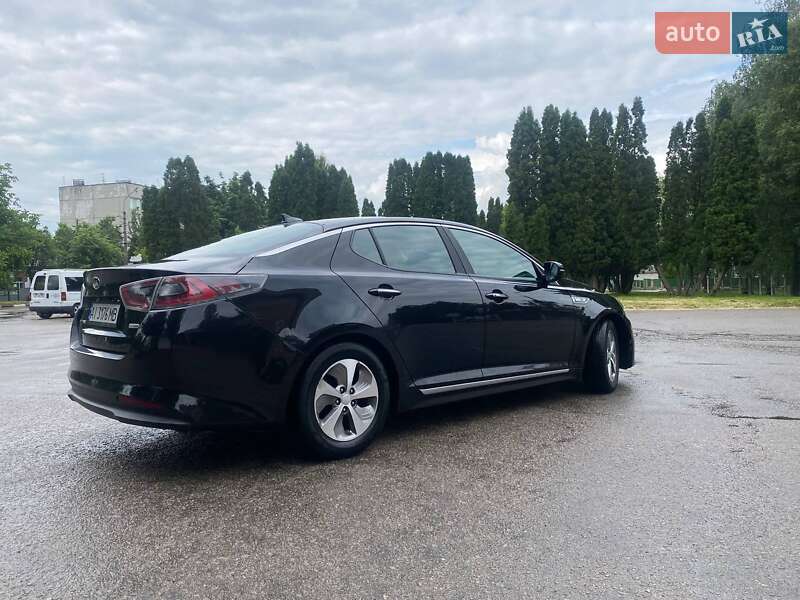 Седан Kia Optima 2014 в Киеве