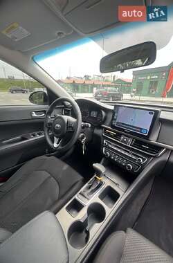 Седан Kia Optima 2018 в 
