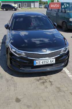 Седан Kia Optima 2017 в Павлограді