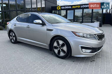 Седан Kia Optima 2013 в Львове