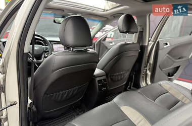Седан Kia Optima 2013 в 