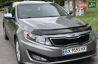 Седан Kia Optima 2012 в 