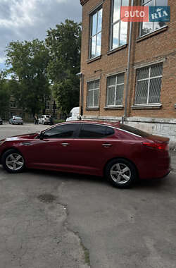Седан Kia Optima 2014 в 
