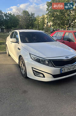 Седан Kia Optima 2015 в Покрове