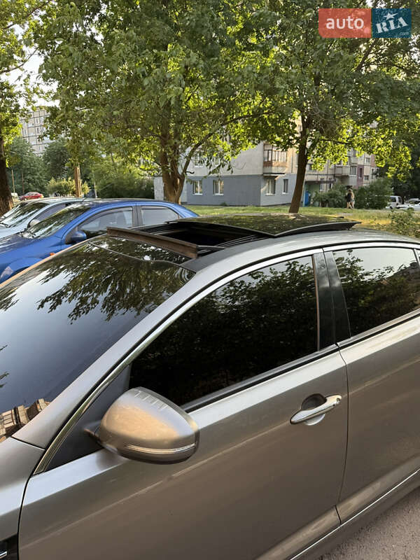 Седан Kia Optima 2013 в Кривом Роге