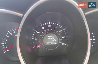 Седан Kia Optima 2014 в Днепре
