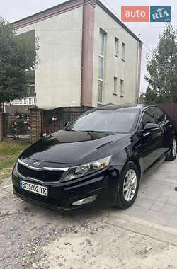Седан Kia Optima 2013 в Городку