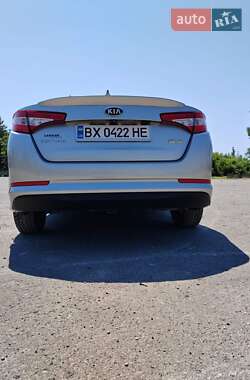 Седан Kia Optima 2012 в 