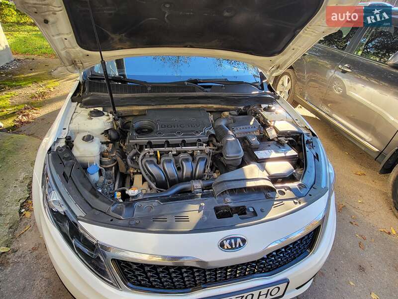 Седан Kia Optima 2011 в Житомире