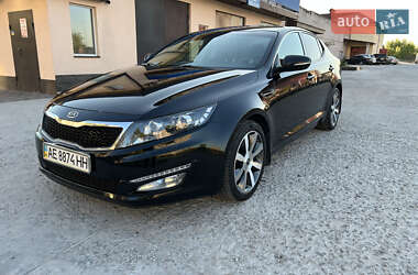 Седан Kia Optima 2012 в Каменском