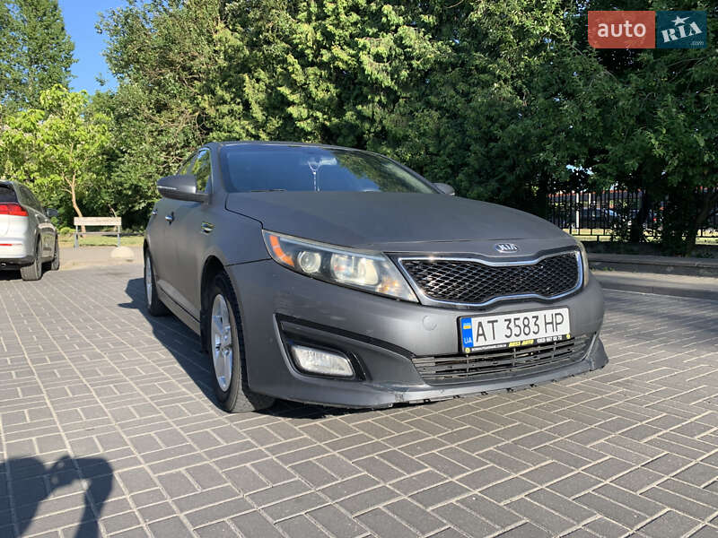 Седан Kia Optima 2015 в Львові