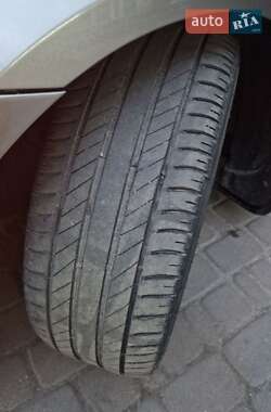Седан Kia Optima 2014 в 