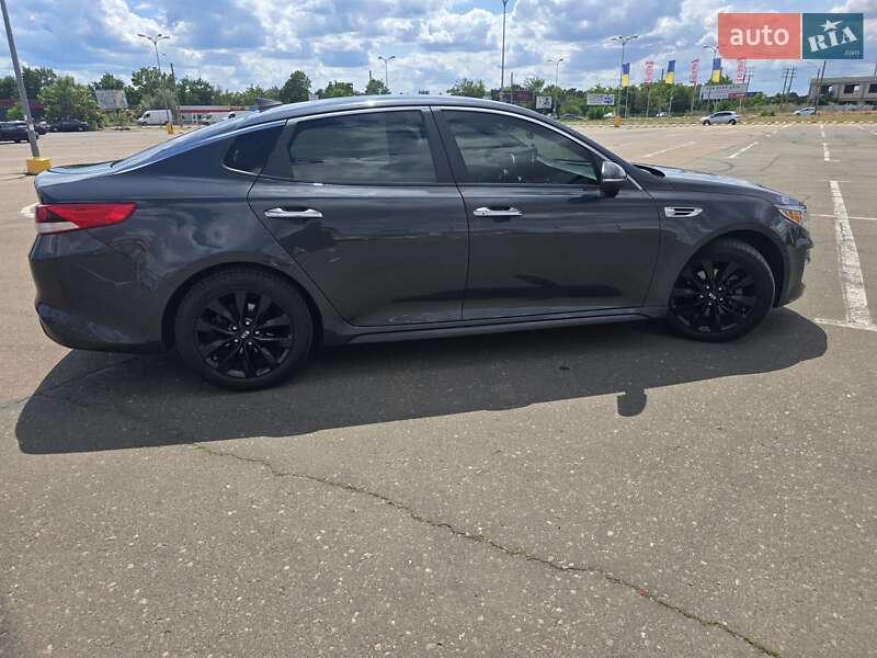Седан Kia Optima 2016 в Одессе