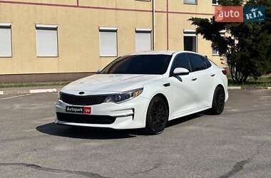 Седан Kia Optima 2016 в Запорожье