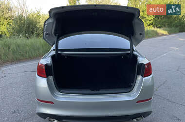 Седан Kia Optima 2013 в 